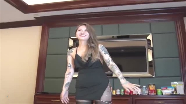 PANS精品气质女神果汁最新大尺度无内黑色露BB.